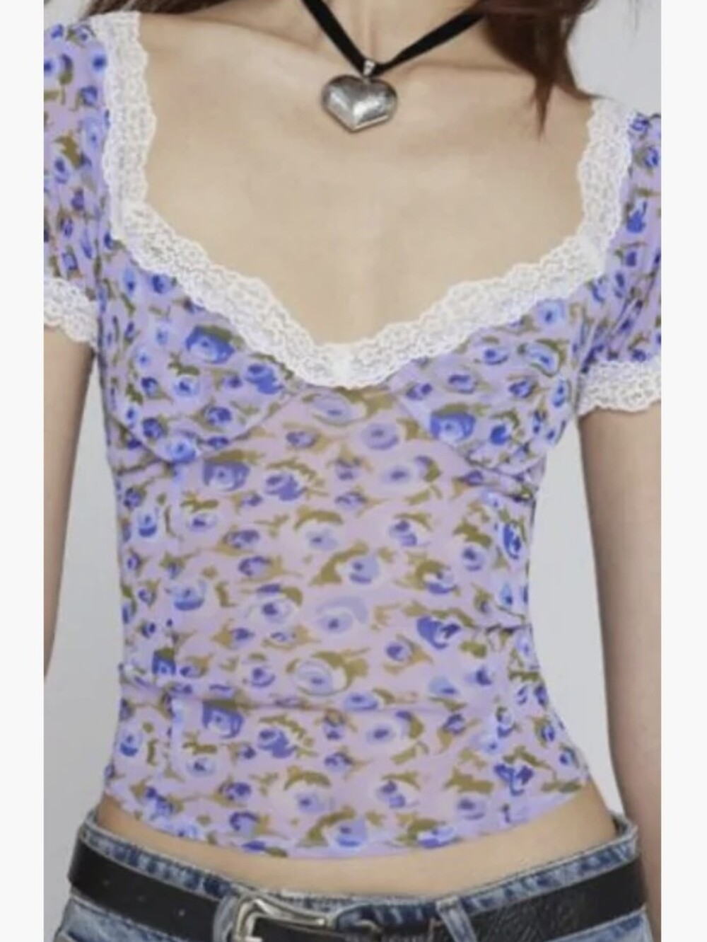 Kimchi Blue Lavender Y2K-esque Floral Stretch Lace Milkmaid/Corset Top (Size XL)